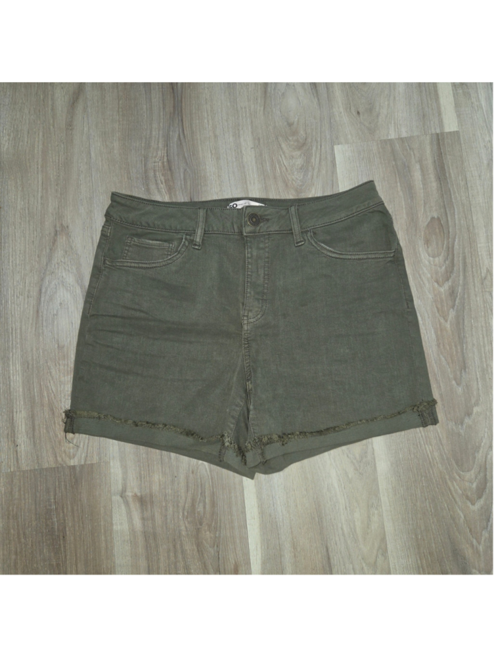 SO Women's Olive Jean Shorts Size 11